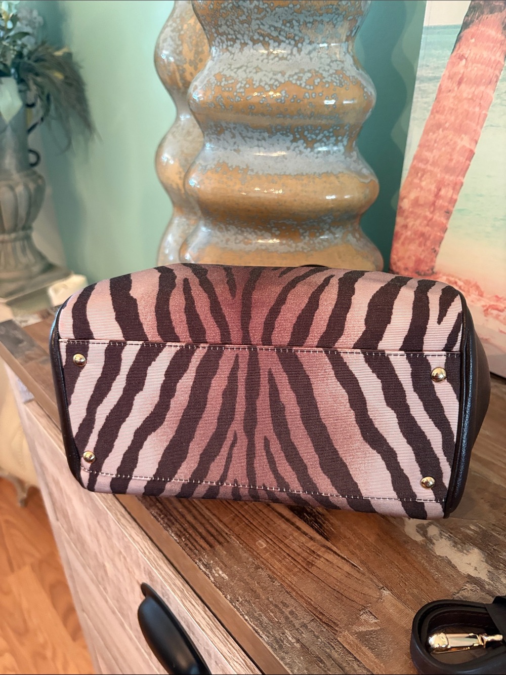 Rare COACH Tan and Brown Zebra-Print Satchel with Leather Trim like new - Picture 7 of 12